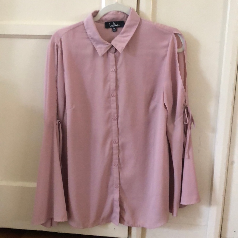 Brand new pink cutout button up flair sleeve top